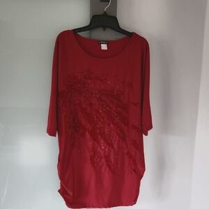 Venus women's size M tunic top